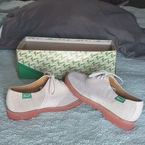 BOGO! Classic! Comfy!! Bass Shoes (Silver) In newish!Condition!Bought & stored!